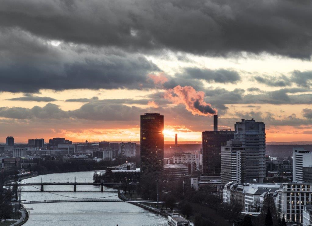 Verschmutzung der Luft in einer Großstadt